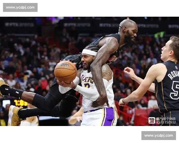 湖人vs热火直播虎扑焦点战詹姆斯对决巴特勒全程解析看点赛况回顾