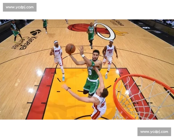 热火对阵凯尔特人东部决赛走势解析与胜负前景预测关键对位与战术博弈